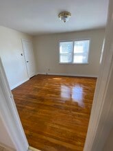 1760 Sherwood Rd in Schenectady, NY - Building Photo - Building Photo