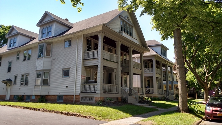 32-46 Belmont St in Rochester, NY - Building Photo