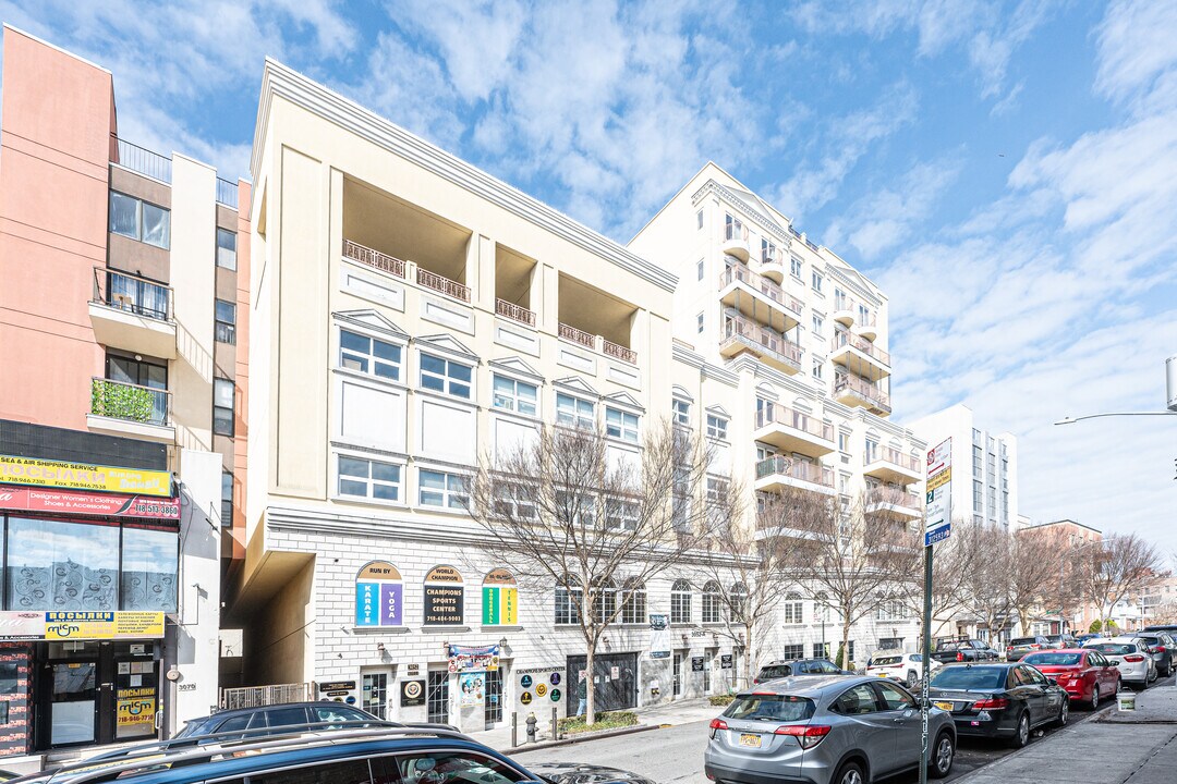 The Grand Chateau in Brooklyn, NY - Building Photo