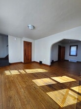 5923 N 38th St in Milwaukee, WI - Building Photo - Building Photo