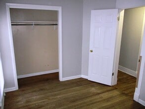 508 E Chestnut St in Bloomington, IL - Building Photo - Building Photo