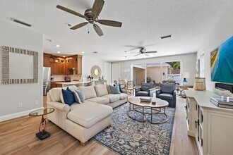 138 Poinciana Dr in Jupiter, FL - Building Photo - Building Photo