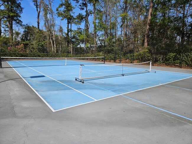 1202 Walden Park Dr in Savannah, GA - Building Photo - Building Photo