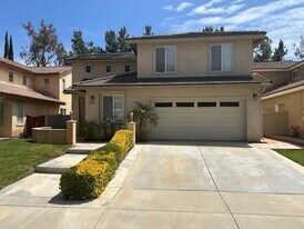 32419 Pensador St in Temecula, CA - Building Photo
