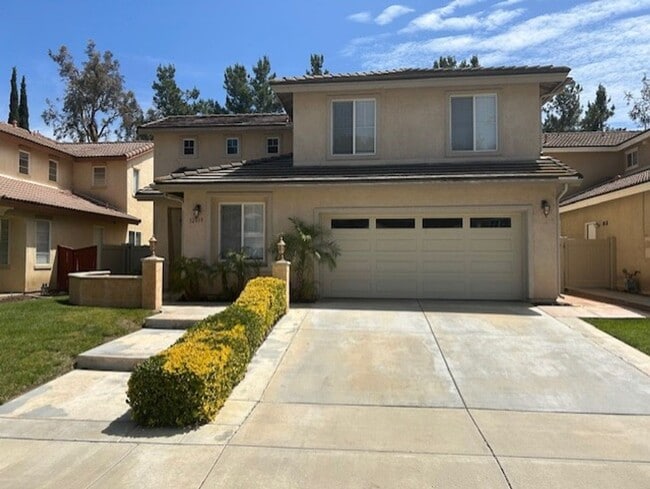 property at 32419 Pensador St