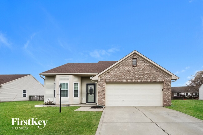 property at 37 Lasalle Ln