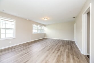 1172 Monmouth Way in Jacksonville, FL - Building Photo - Building Photo