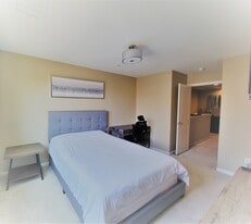 335 N Edenfield Ave in Azusa, CA - Building Photo