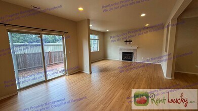 9211 174th St E in Puyallup, WA - Building Photo - Building Photo