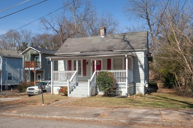 98 Brown Ave SE in Atlanta, GA - Building Photo - Building Photo