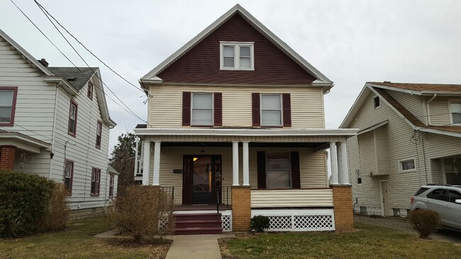 property at 936 Beckford St