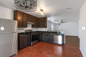1400 Poppy Seed Ln in Austin, TX - Building Photo - Building Photo