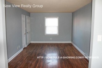 1701 Remount Rd-Unit -01 in Charlotte, NC - Foto de edificio - Building Photo