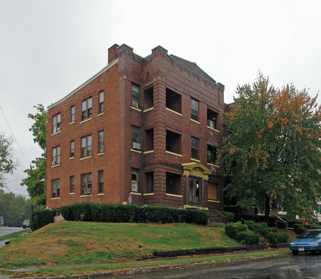 Leamington Apartments in Cincinnati, OH - Building Photo - Building Photo