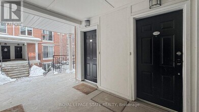 20-1120 Laidlaw St in Toronto, ON - Building Photo - Building Photo
