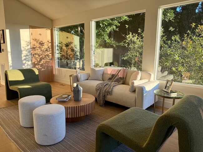 1930 Kemper St in Los Angeles, CA - Building Photo - Building Photo