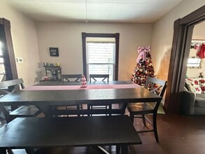 1000 Butterworth St SW in Grand Rapids, MI - Building Photo - Building Photo