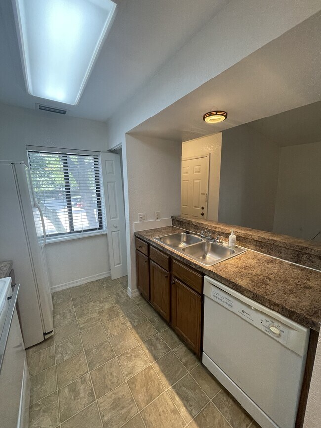 226 Riverbend Dr in Altamonte Springs, FL - Building Photo - Building Photo