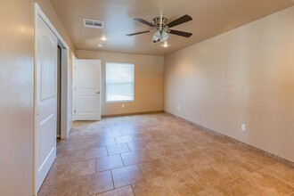 2306 Willow Dr in Alamogordo, NM - Building Photo - Building Photo