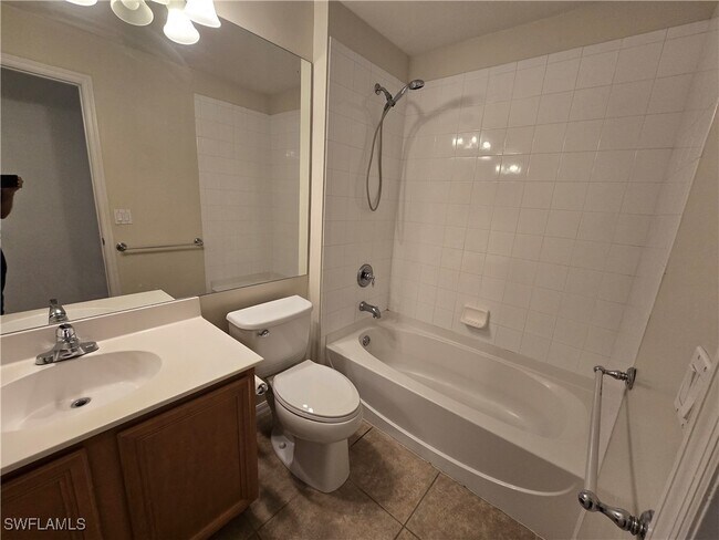 property at 2049 Fairmont Ln