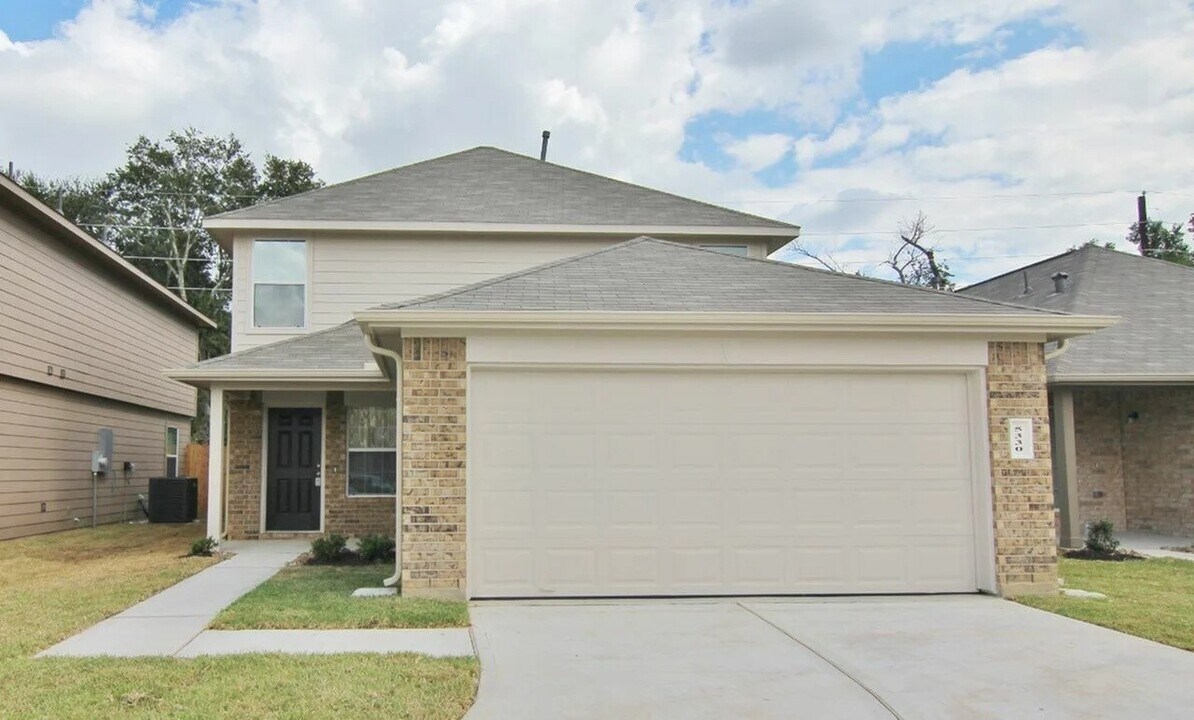 5330 Aransas Ln in Katy, TX - Building Photo