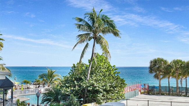 4020 Galt Ocean Dr in Fort Lauderdale, FL - Building Photo - Building Photo