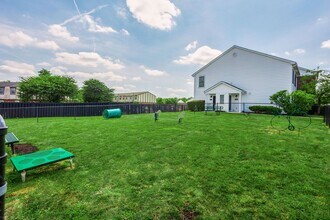 Alkire Glen in Columbus, OH - Foto de edificio - Building Photo