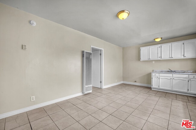 522 E Kelso St in Inglewood, CA - Building Photo - Building Photo