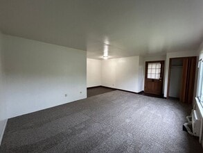 4569 Croftshire Dr in Dayton, OH - Building Photo - Building Photo