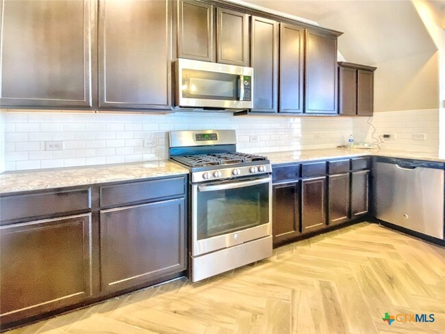 property at 1721 Arbor Knot Dr