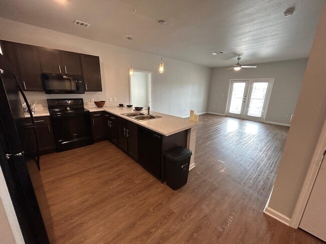 property at 2136 W 34th St