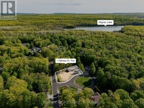 1 Ojibway Ct in Tiny, ON - Building Photo - Building Photo
