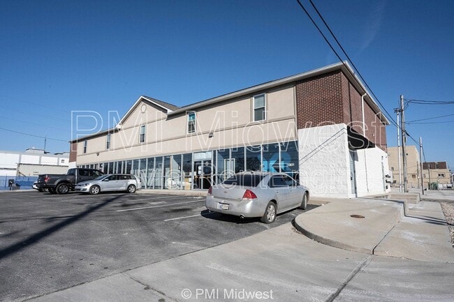 1702W W Michigan St in Indianapolis, IN - Building Photo - Building Photo