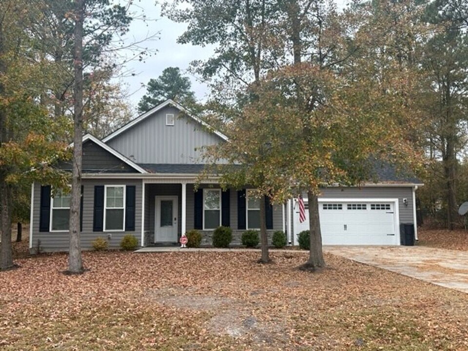 103 Grand Oaks Dr in Goldsboro, NC - Building Photo