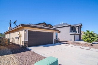 4833 Adrian Campos St in El Paso, TX - Building Photo - Building Photo