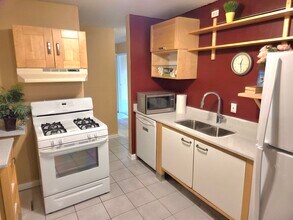 2201 S Highland Ave in Lombard, IL - Building Photo - Building Photo