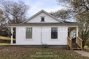 908 Richardson St in St. Joseph, MO - Building Photo