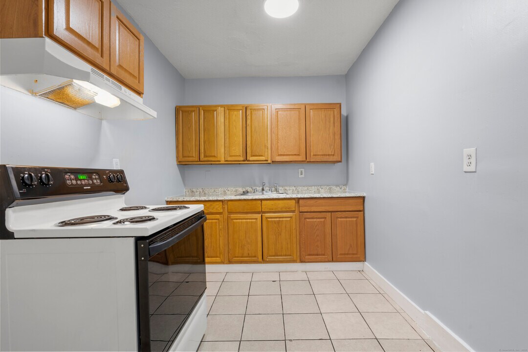 310 Garden St in Hartford, CT - Building Photo