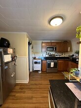 282 Summer St, Unit 3 in Somerville, MA - Foto de edificio - Building Photo