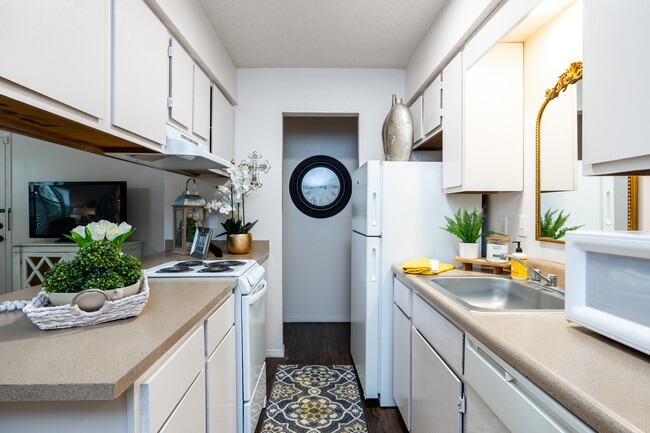 Fountain Lakes in Benton, AR - Foto de edificio - Interior Photo