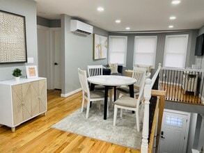 37 Colonial Pl in New Rochelle, NY - Building Photo - Building Photo