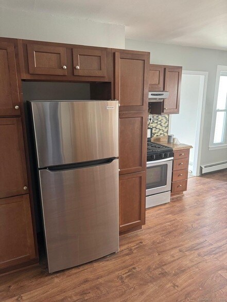 422 Lafayette St, Unit 1R in Bridgeport, CT - Building Photo