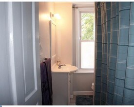 35 E Front St, Unit 2nd Floor in Media, PA - Building Photo - Building Photo