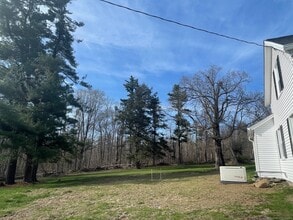 161 Hoadley Rd in Bethany, CT - Building Photo - Building Photo