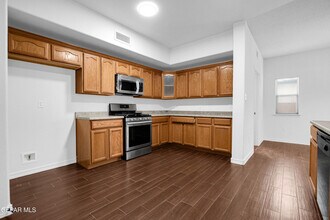 7085 Century Plant Dr in El Paso, TX - Building Photo - Building Photo