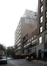 160 E 27th St in New York, NY - Building Photo - Building Photo