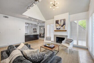 338 Litchfield Ln in Houston, TX - Building Photo - Building Photo