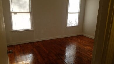 2751 Essex St in Shreveport, LA - Building Photo - Building Photo