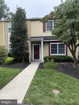 324 Dawson St in Moorestown, NJ - Building Photo
