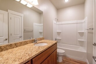 600 W 400 S in Springville, UT - Foto de edificio - Building Photo